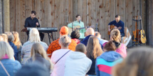 Mari Jürjensi kontsert Asva Viikingikülas